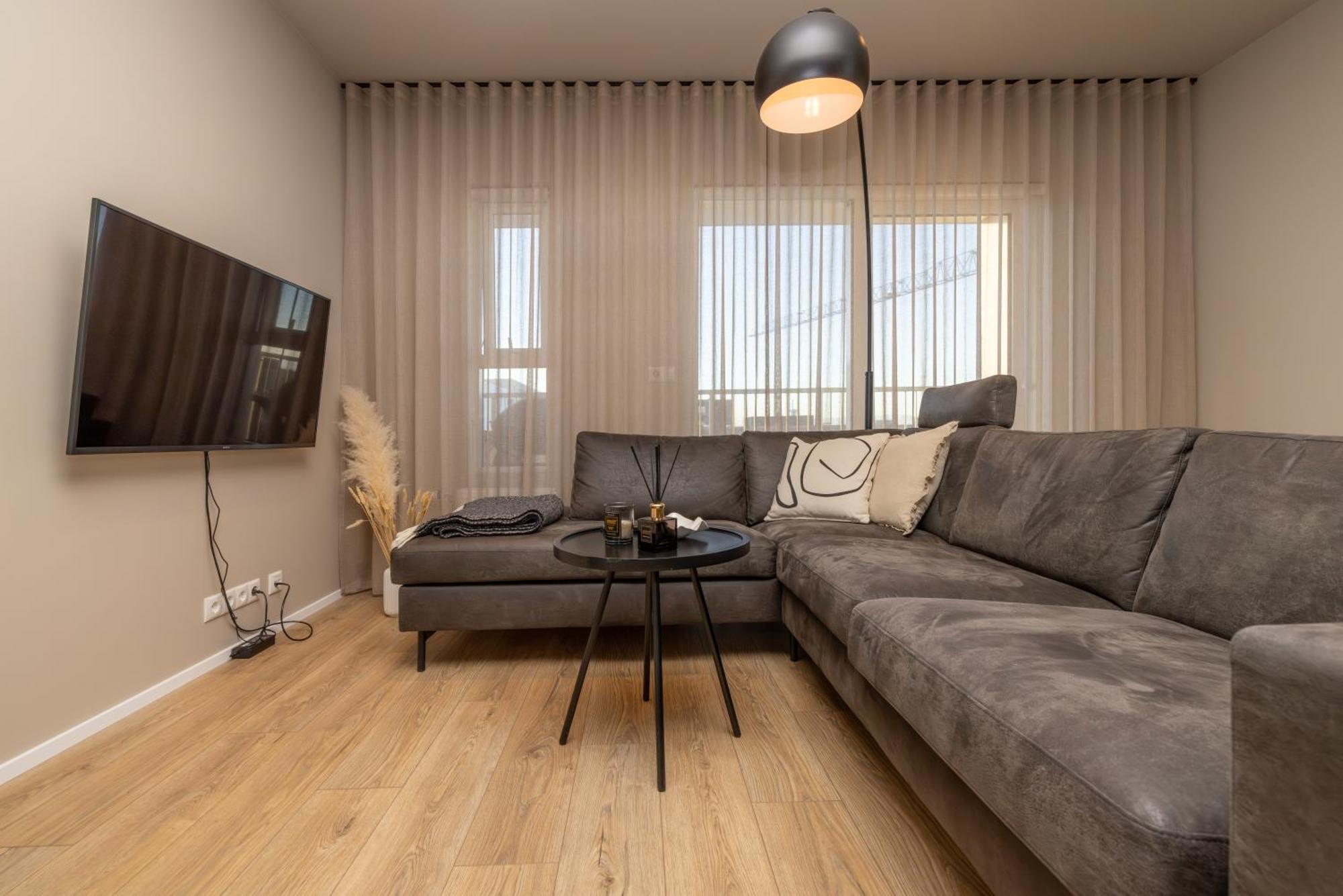 Modern Flat In Reykjavik, Ulfarsardalur Apartment Exterior photo